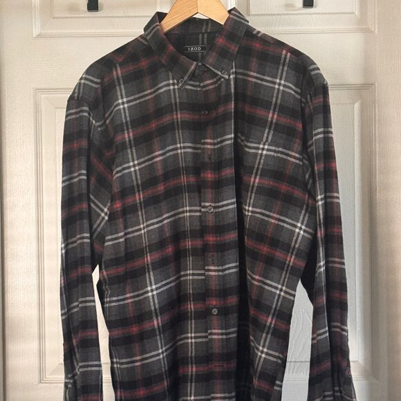 Izod Men's Grey, Black & Red Long-sleeve Cotton Flannel Button-down Shirt, XL - Picture 1 of 3